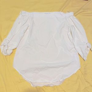Aritzia Babaton 100% Cotton Off-shoulder Blouse